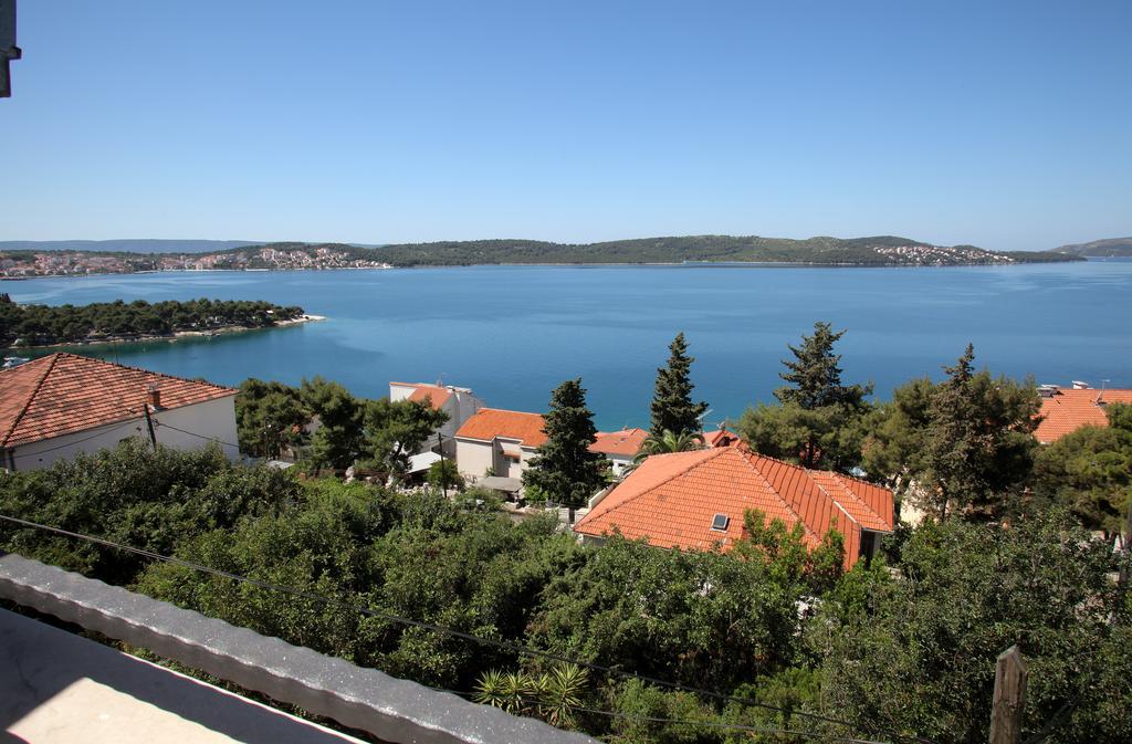 Cvita Apartments Trogir Quarto foto